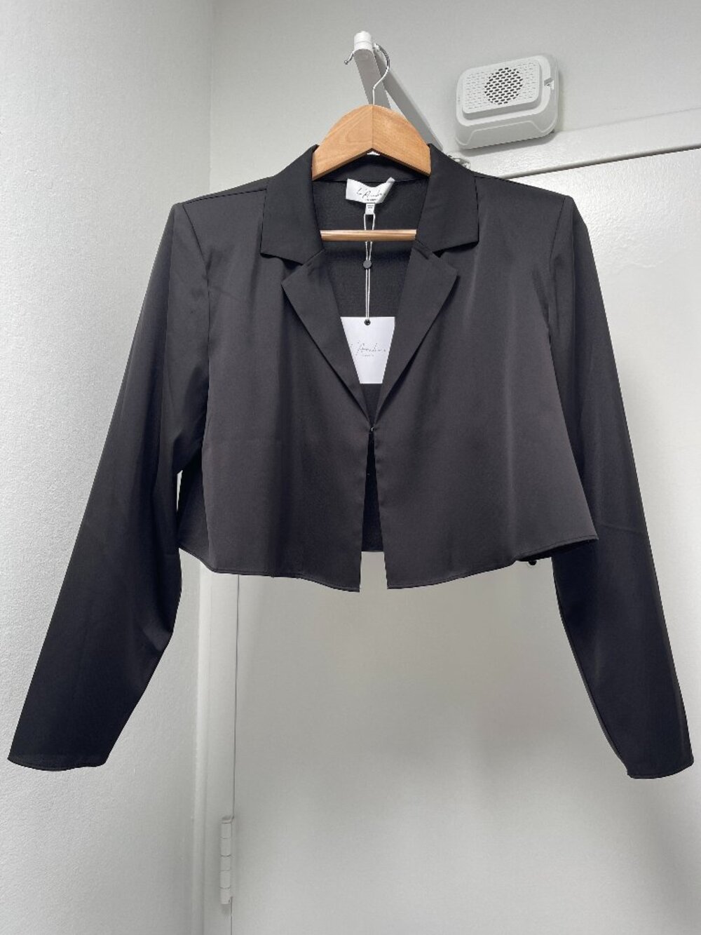NEW - L'Academie The Leona Crop Blouse